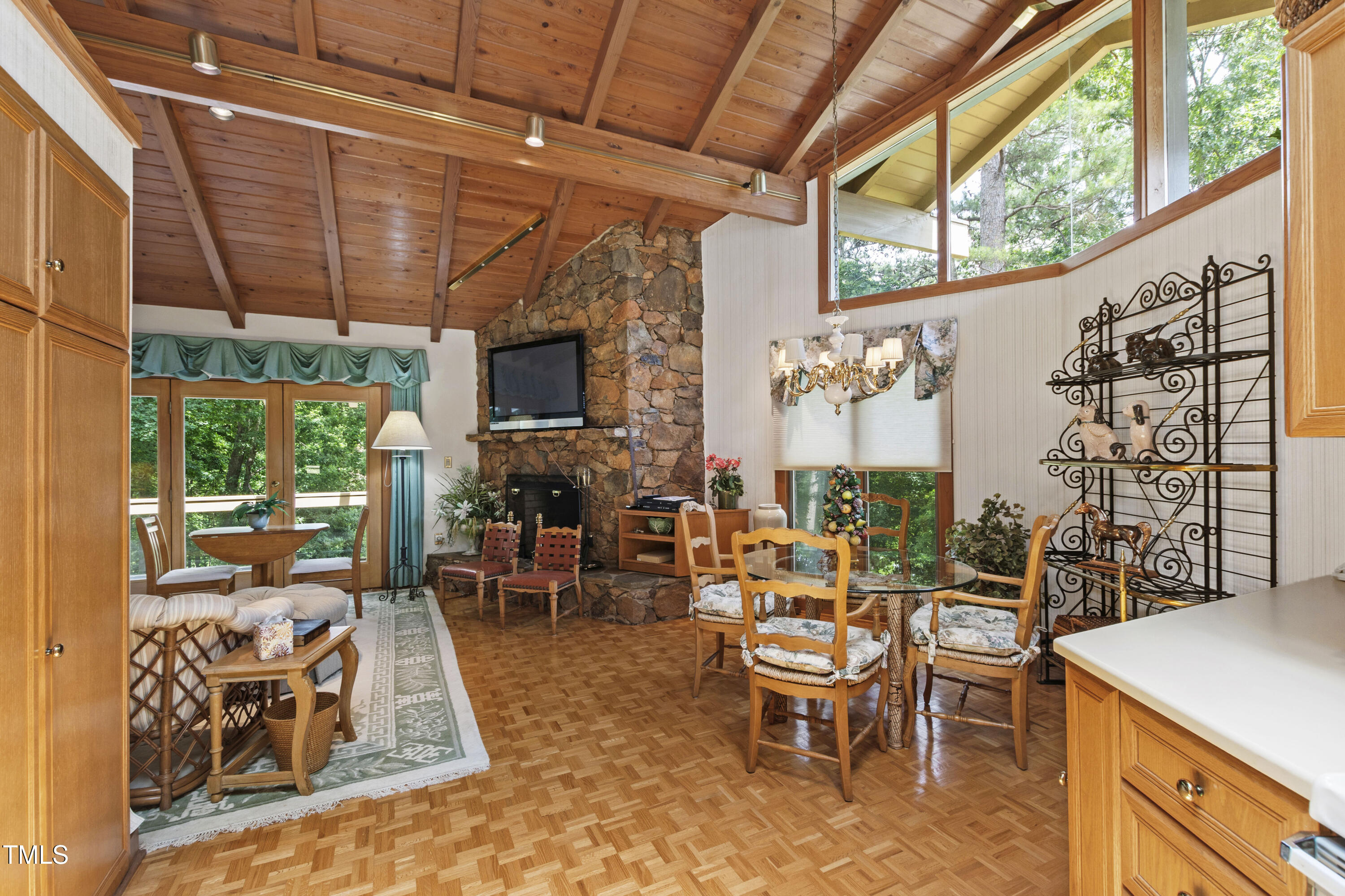 812 Kenmore Road Chapel Hill, NC 27514 - Photo 82 of 95 812 (90)