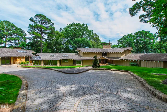 $5,200,000 | 812 Kenmore Road, Chapel Hill, NC 27514