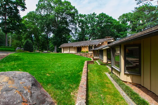 $5,200,000 | 812 Kenmore Road, Chapel Hill, NC 27514