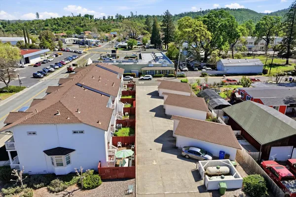 $1,290,000 | 15801 Wardlaw Street, Unit 1, Middletown, CA 95461