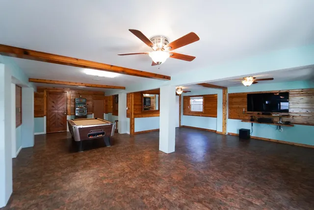 $589,000 | 557 Pompano Street, Hitchcock, TX 77563