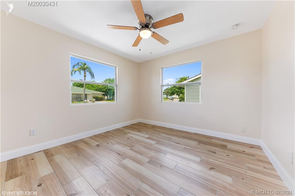 4466 Southeast Village Road Stuart, FL 34997 - Photo 15 of 20 Gallery Image 15