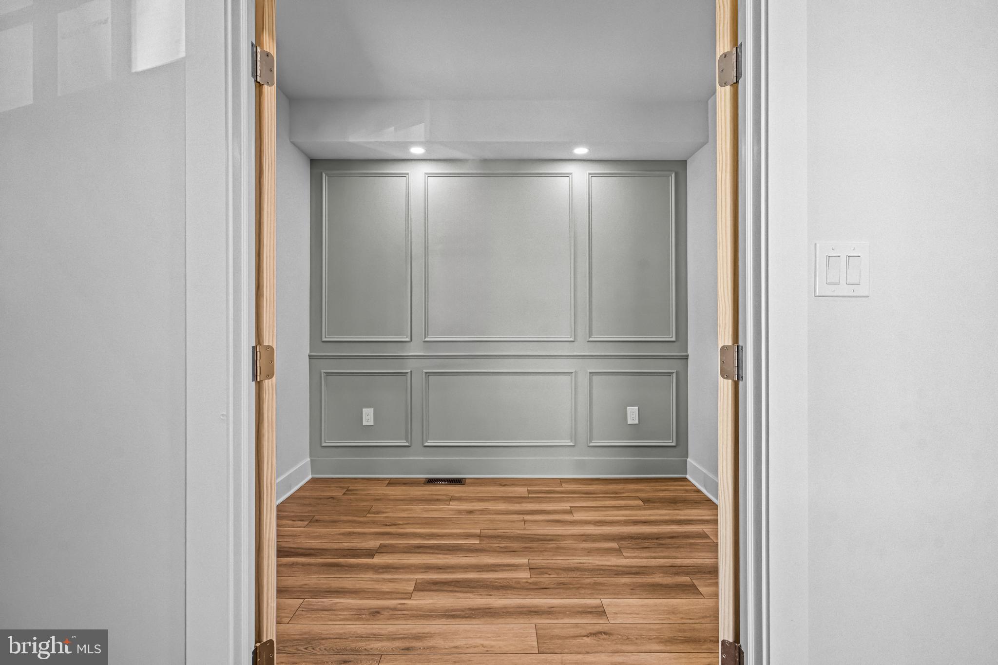 406 St Davids Avenue Wayne, PA 19087 - Photo 5 of 53 a view of empty room