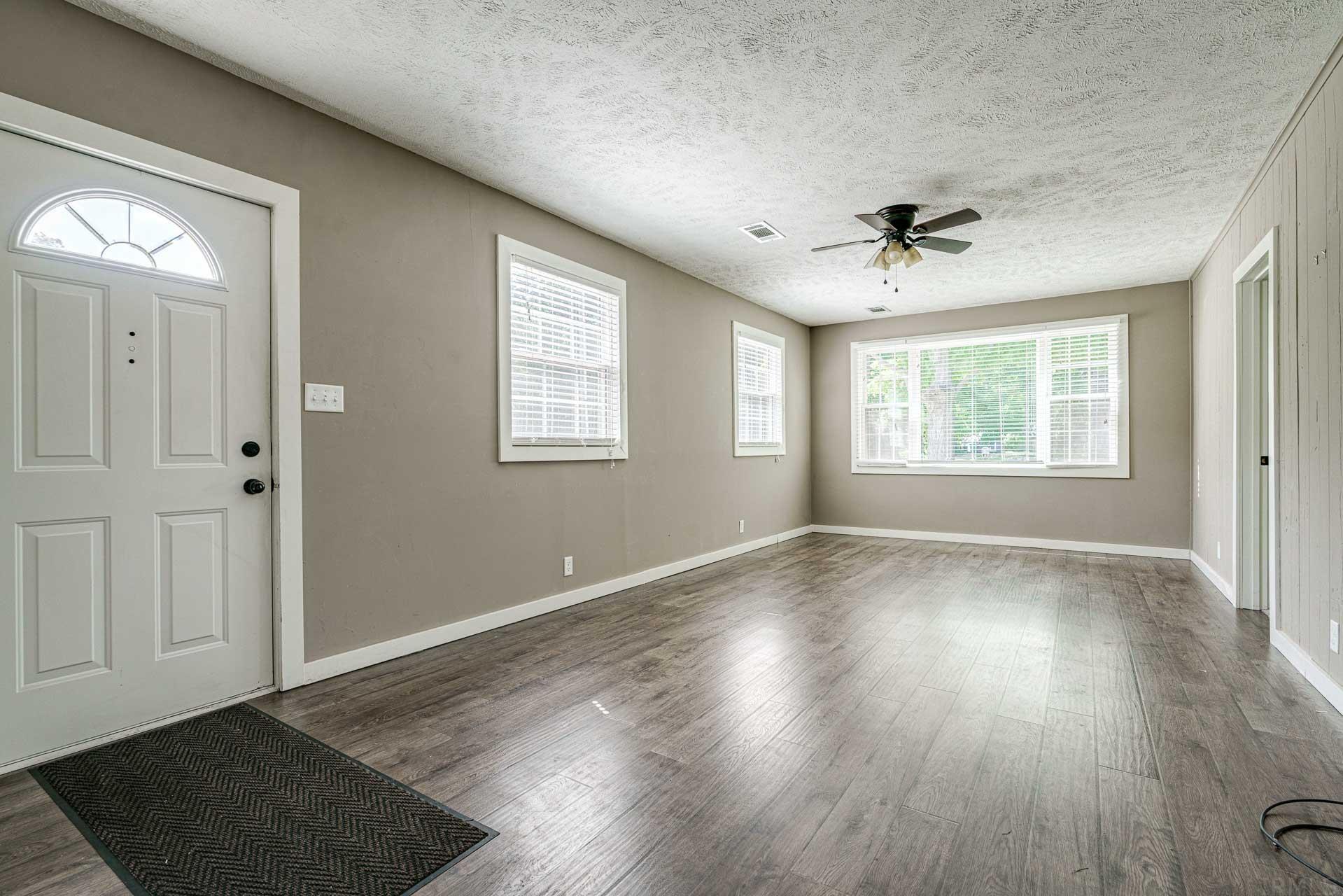 52114 Grape Road Granger, IN 46530 - Photo 3 of 18 Gallery Image 3