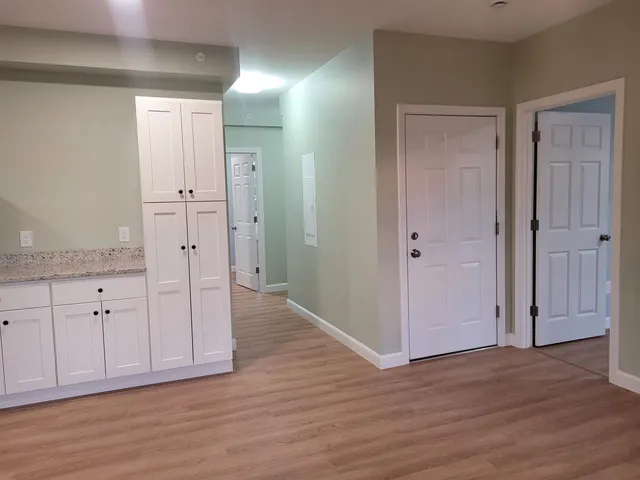 $2,250 | 13 Myrtle Street, Hillsborough, NH 03244