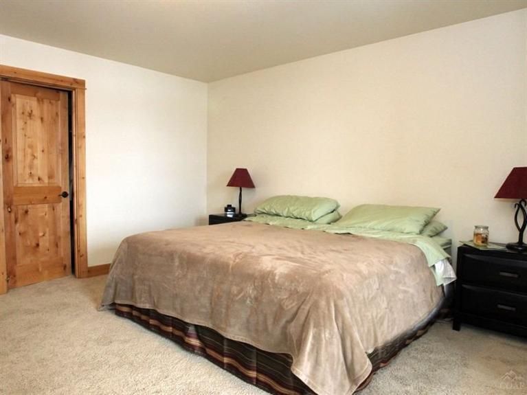 879 Southwest Blakely Road Bend, OR 97702 - Photo 12 of 18 Additional Photo