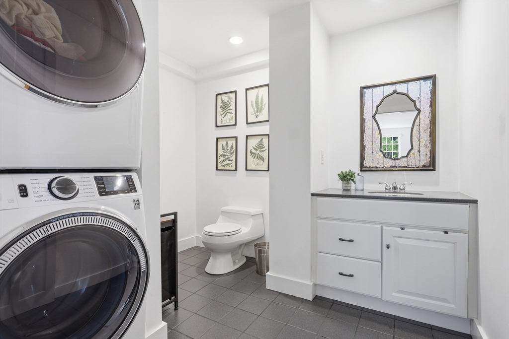 313 Berlin Road Bolton, MA 01740 - Photo 6 of 41