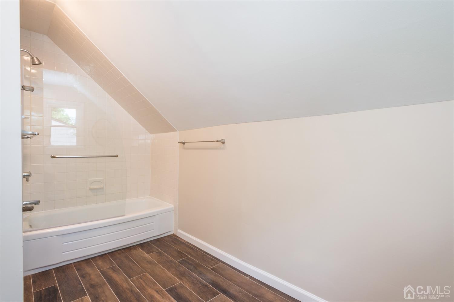 20 Donald Road East Brunswick, NJ 08816 - Photo 22 of 28