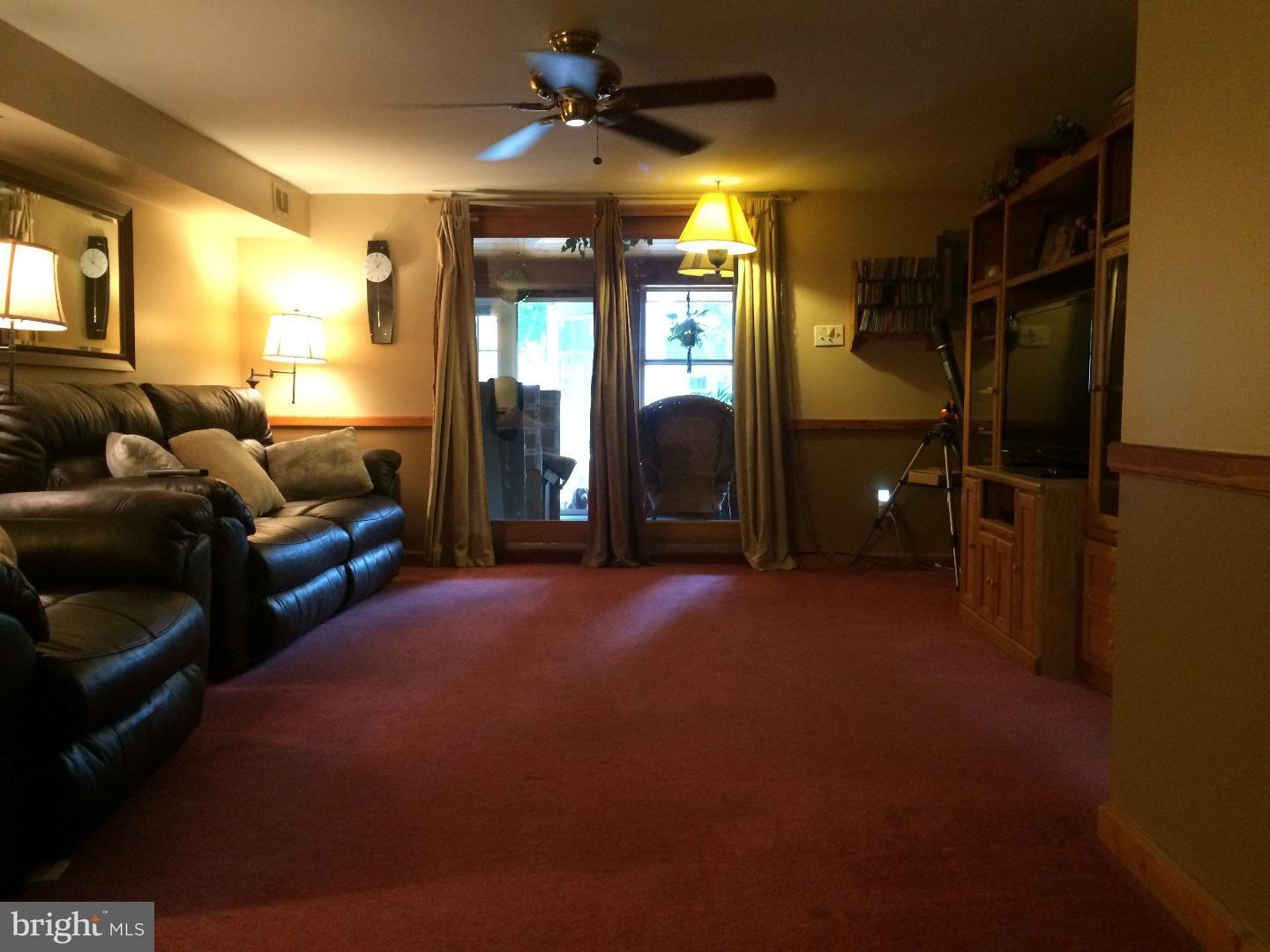 155 Ridgefield Road Philadelphia, PA 19154 - Photo 17 of 23