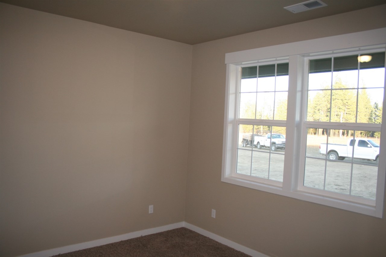 39717 North Hatch Road Deer Park, WA 99006 - Photo 15 of 20 Gallery Image 15