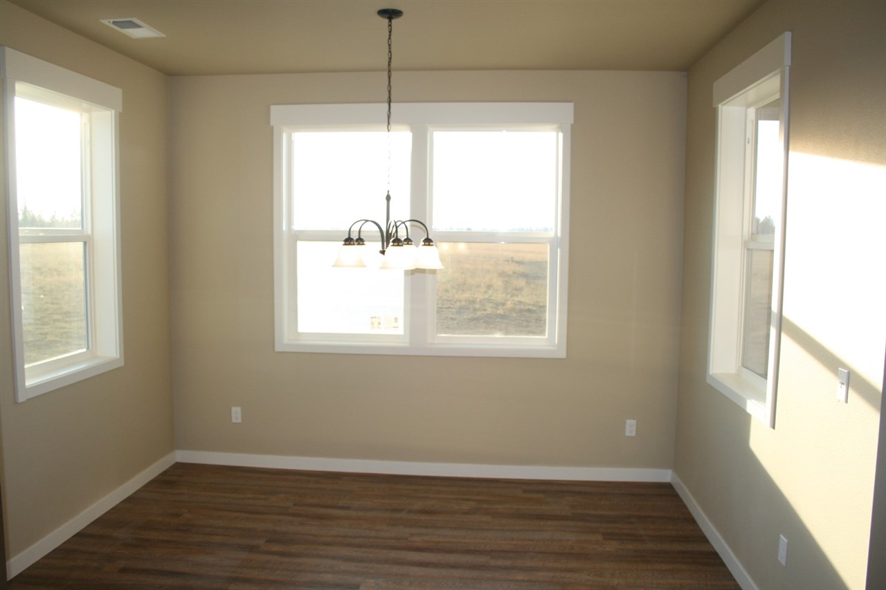 39717 North Hatch Road Deer Park, WA 99006 - Photo 9 of 20 Gallery Image 9