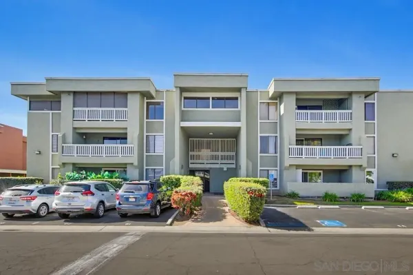 $515,000 | 1020 East Washington Avenue, Unit 107, Escondido, CA 92025