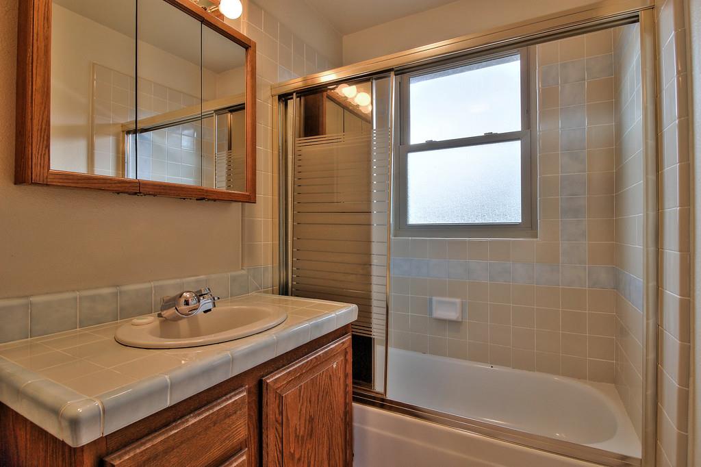 46 Paradise Road Salinas, CA 93907 - Photo 16 of 25 Gallery Image 16