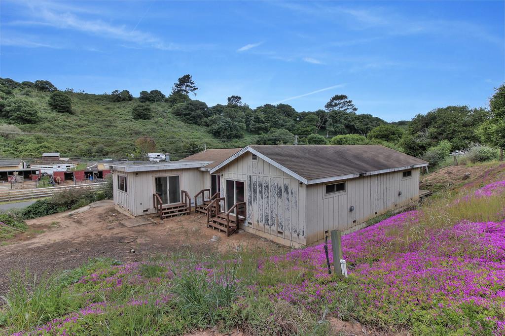 46 Paradise Road Salinas, CA 93907 - Photo 23 of 25 Gallery Image 23