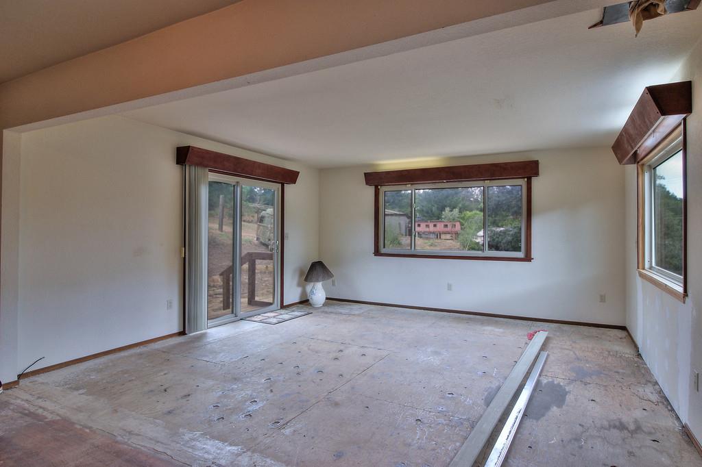 46 Paradise Road Salinas, CA 93907 - Photo 7 of 25 Gallery Image 7