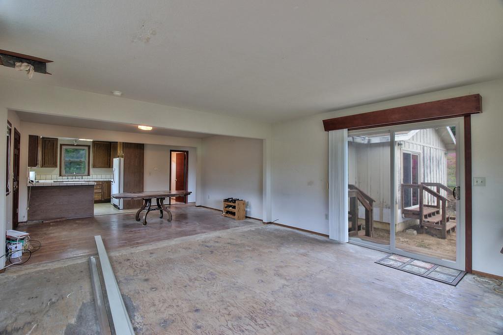 46 Paradise Road Salinas, CA 93907 - Photo 8 of 25 Gallery Image 8