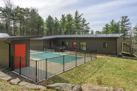 $1,350,000 | 501 Birch Lane, Craryville, NY 12521