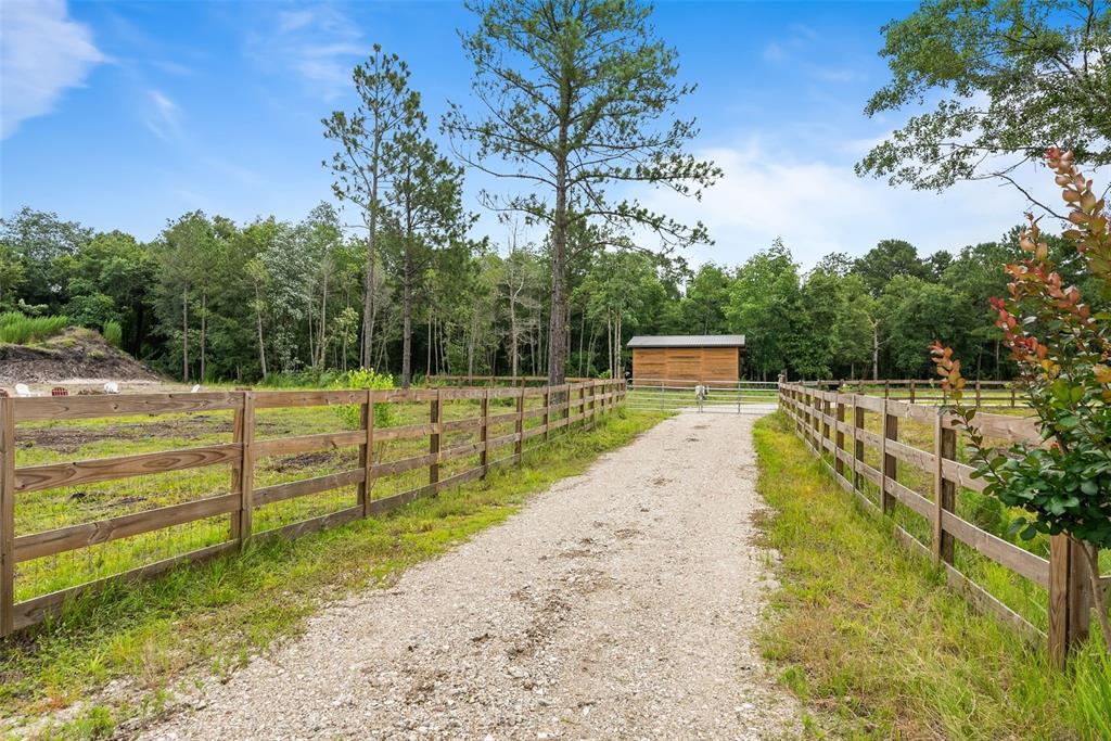 5747 Retreat Road Keystone Heights, FL 32656 - Photo 2 of 13