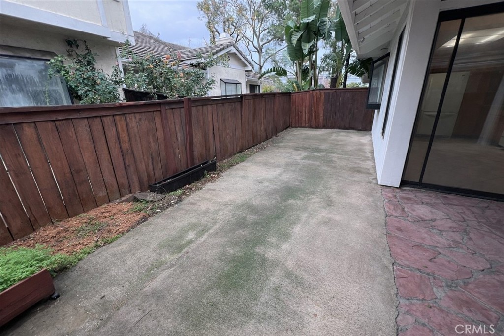 9275 Rancho Park Place Rancho Cucamonga, CA 91730 - Photo 28 of 33 Image has been altered and does not portray the property as it exists today. Certain elements may have been deleted, color, brightness and contrast have been edited.