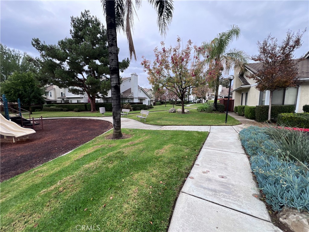 9275 Rancho Park Place Rancho Cucamonga, CA 91730 - Photo 31 of 33