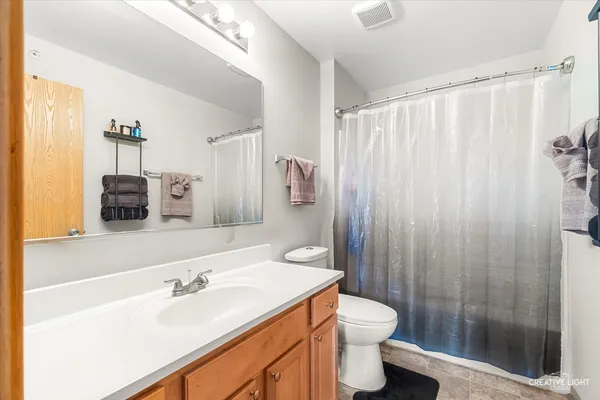 $210,000 | 162 Bertram Drive, Unit I, Yorkville, IL 60560