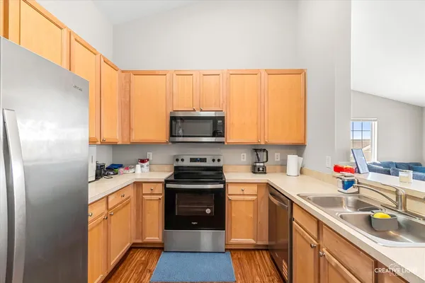 $210,000 | 162 Bertram Drive, Unit I, Yorkville, IL 60560