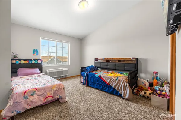 $210,000 | 162 Bertram Drive, Unit I, Yorkville, IL 60560