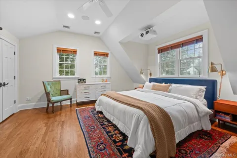 $1,775,000 | 26 Shadow Lane, Larchmont, NY 10538