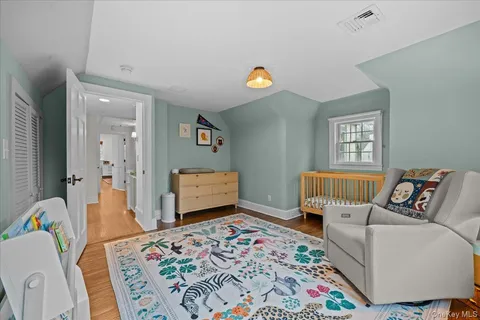 $1,775,000 | 26 Shadow Lane, Larchmont, NY 10538