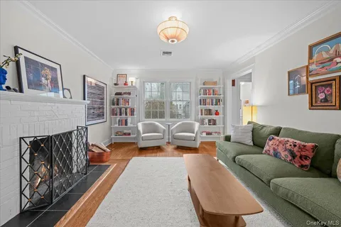 $1,775,000 | 26 Shadow Lane, Larchmont, NY 10538