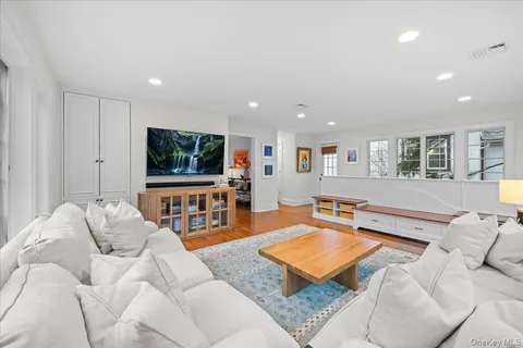 $1,775,000 | 26 Shadow Lane, Larchmont, NY 10538