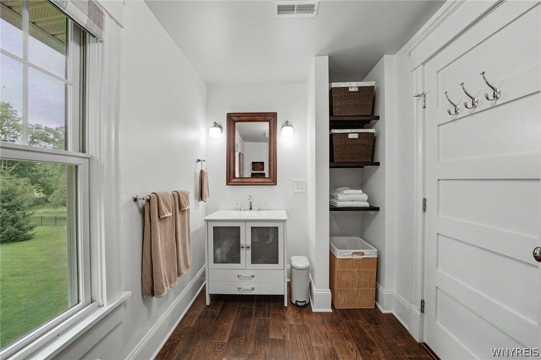 6600 Dye Road Newstead, NY 14001 - Photo 45 of 50 Second floor bathroom