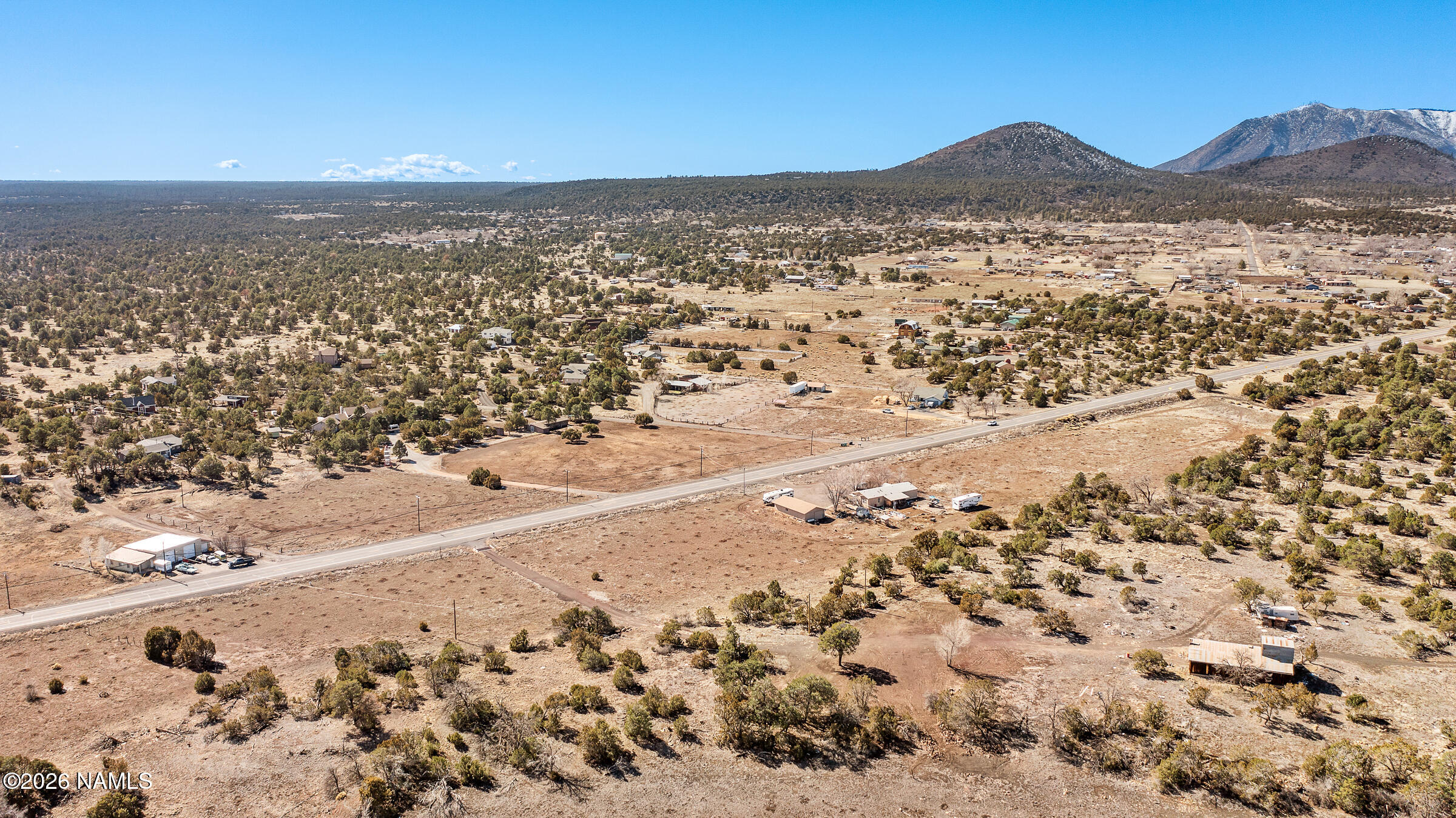 10055 Townsend-Winona Road Flagstaff, AZ 86004 - Photo 8 of 24 a view of sky view and mountain