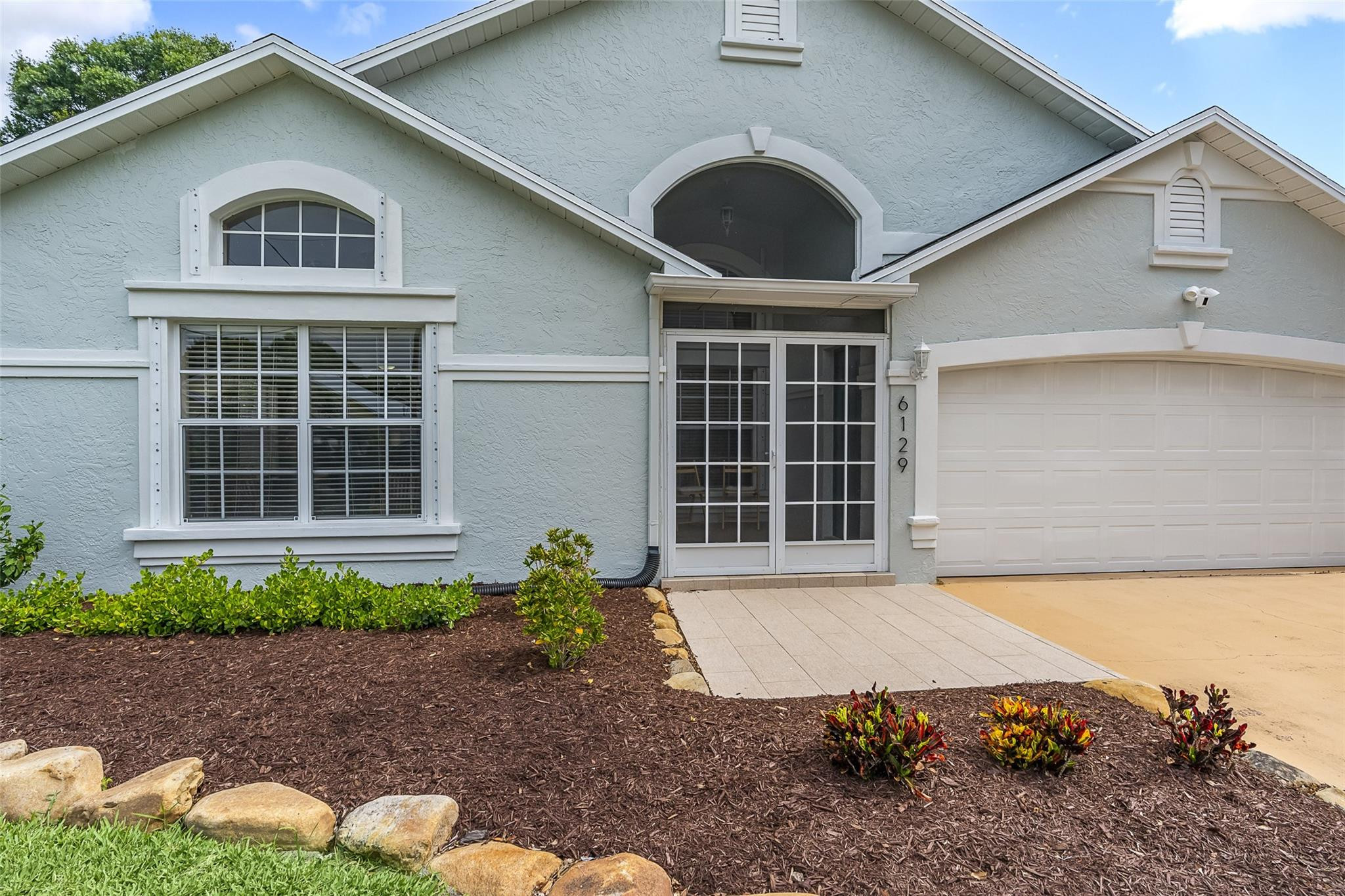 6129 Hollywood Street Jupiter, FL 33458 - Photo 3 of 35 Photo 3