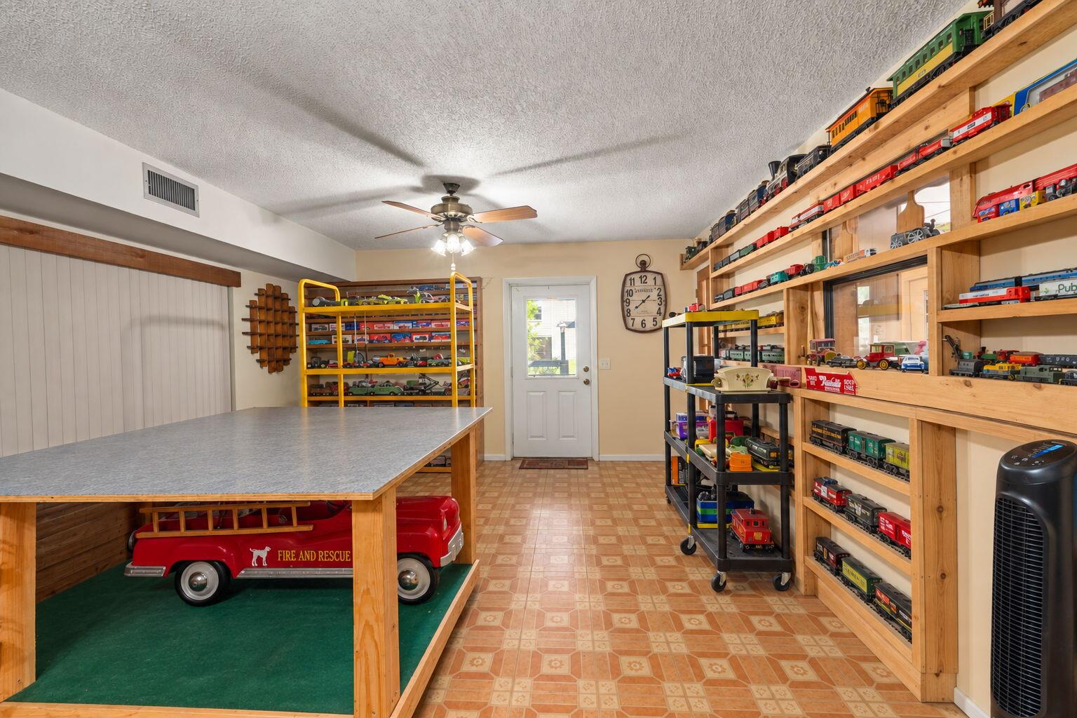 2525 South Ffa Road Fort Pierce, FL 34945 - Photo 17 of 40 9-web-or-mls-DBEA265C-3BEB-4757-B9F5-BC0