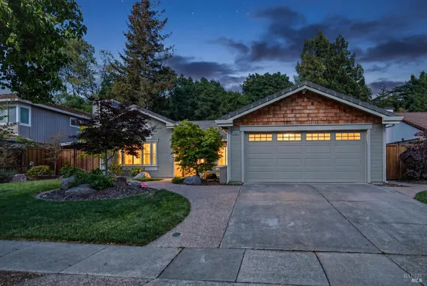 $1,195,000 | 3336 Brittany Circle, Napa, CA 94558