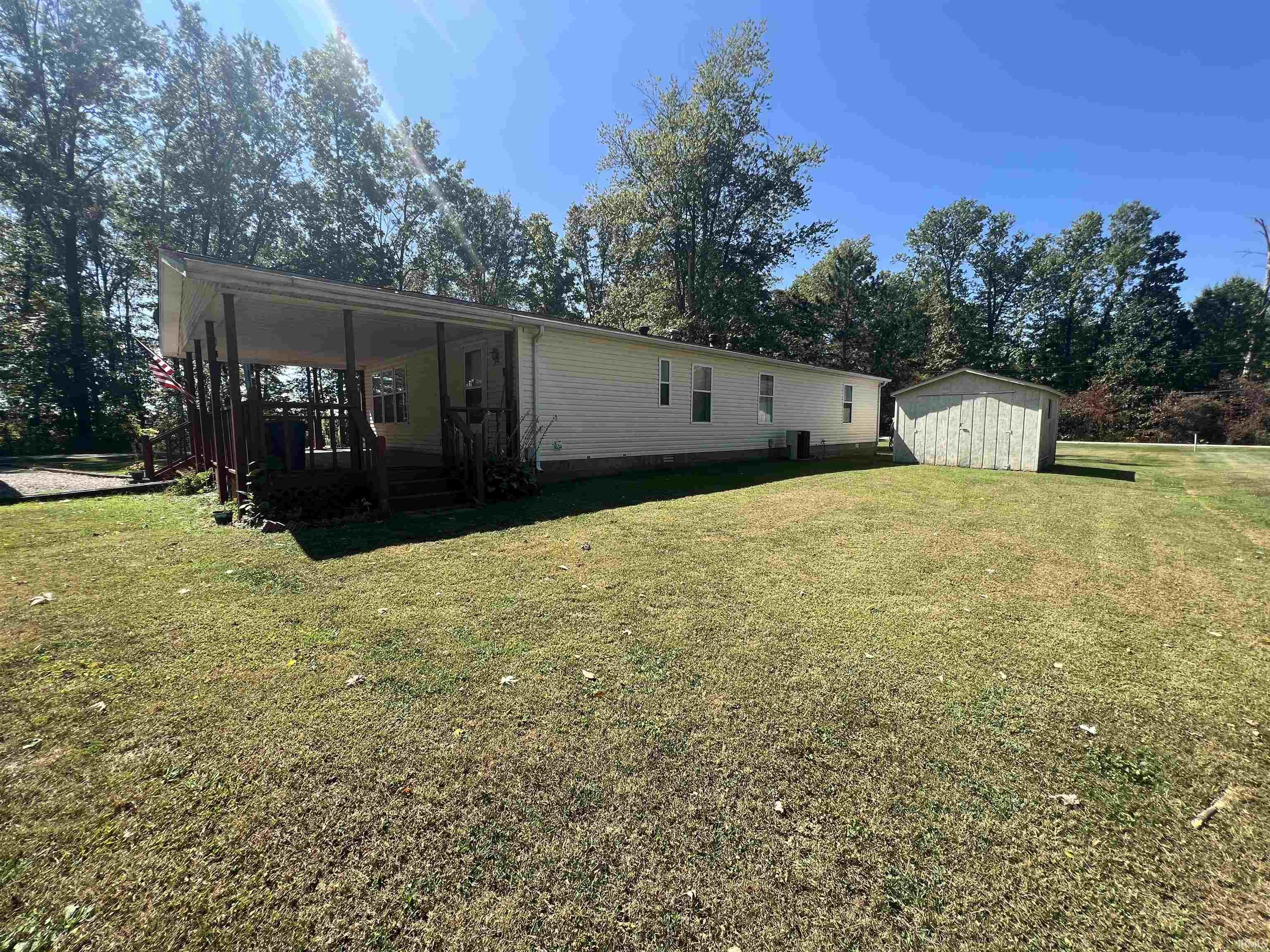 1158 Southwest C Street Linton, IN 47441 - Photo 2 of 15