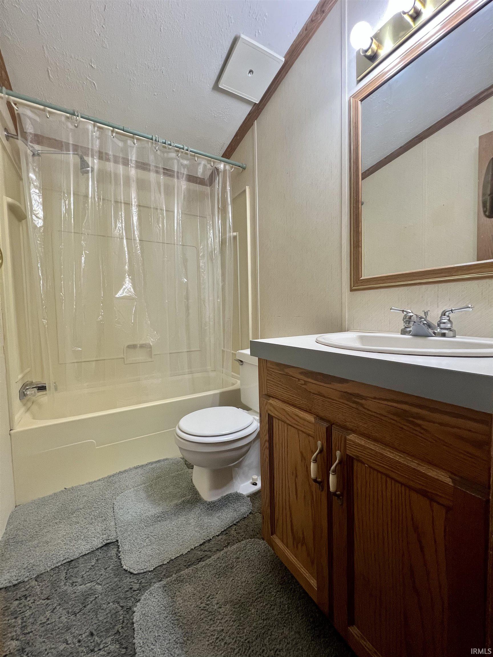 1158 Southwest C Street Linton, IN 47441 - Photo 9 of 15