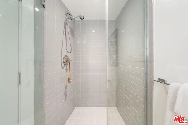 $2,695,000 | 235 Ocean Park Boulevard, Unit 1, Santa Monica, CA 90405