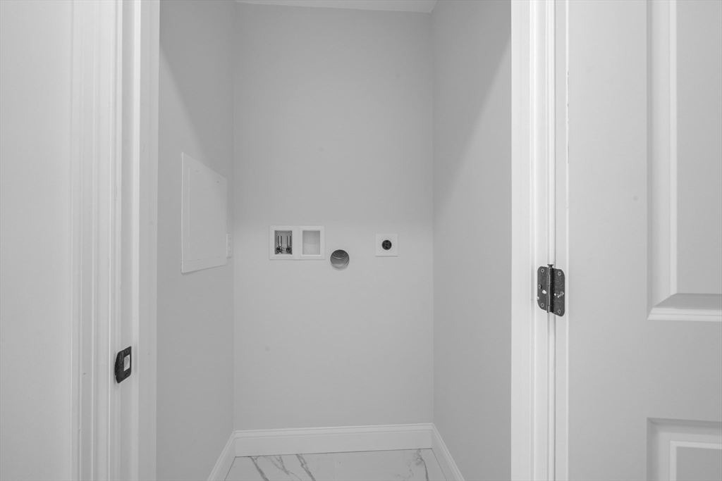 63 North Street, Unit D Worcester, MA 01605 - Photo 15 of 23