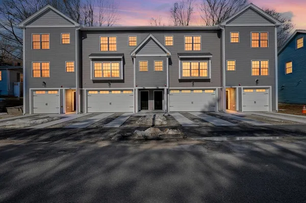$475,000 | 63 North Street, Unit D, Worcester, MA 01605