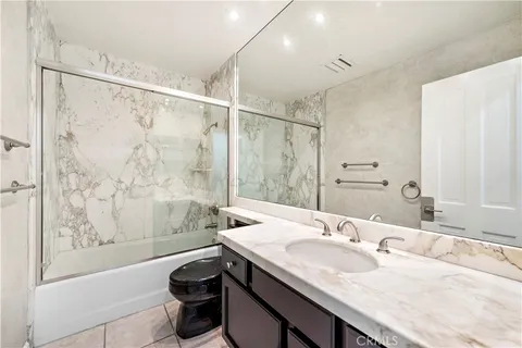 $7,900 | 3 Sea Cove Lane, Newport Beach, CA 92660