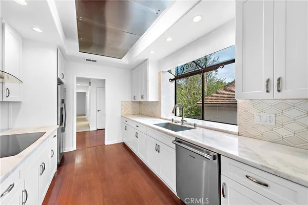 $7,900 | 3 Sea Cove Lane, Newport Beach, CA 92660