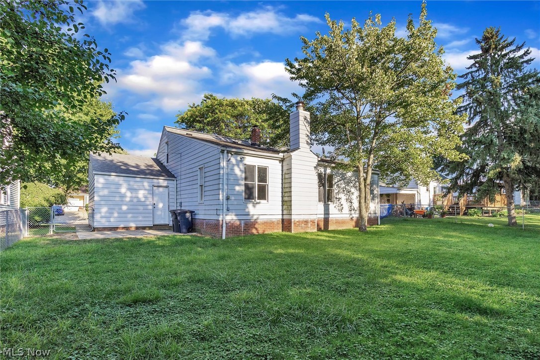 938 Learidge Road Cleveland, OH 44124 - Photo 34 of 35 Gallery Image 34