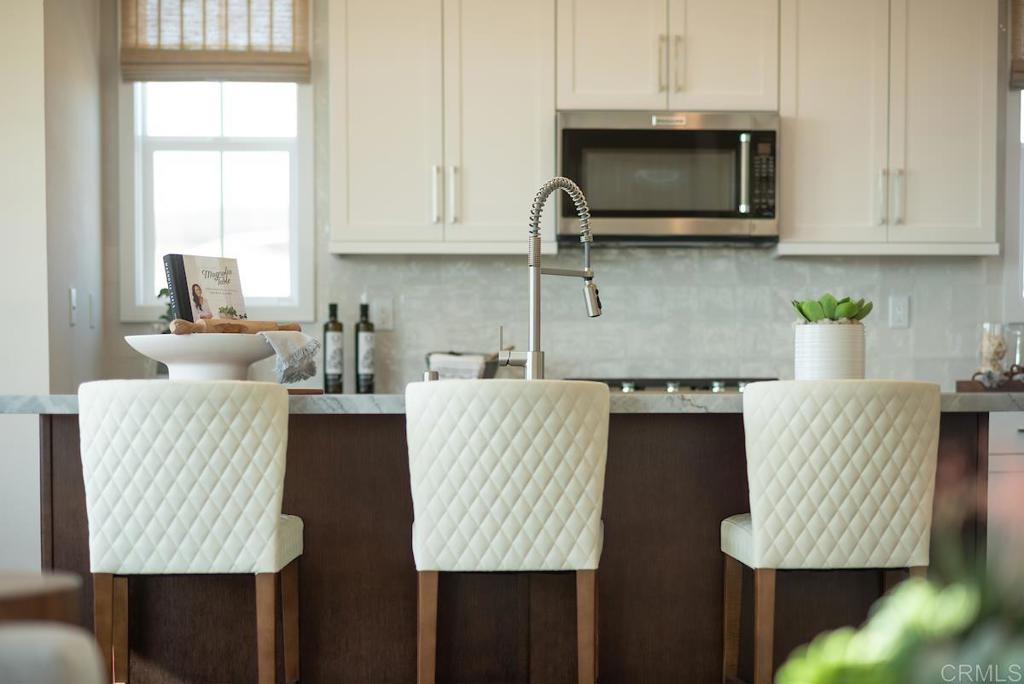 1677 Avenida Tealing Chula Vista, CA 91913 - Photo 4 of 10