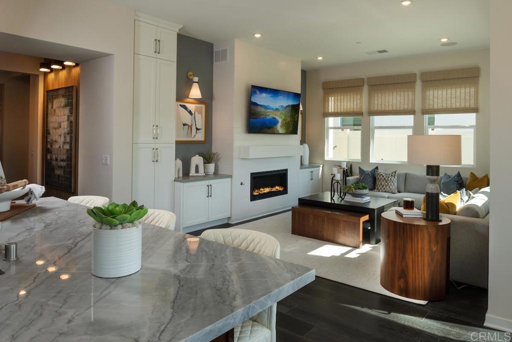 1677 Avenida Tealing Chula Vista, CA 91913 - Photo 6 of 10