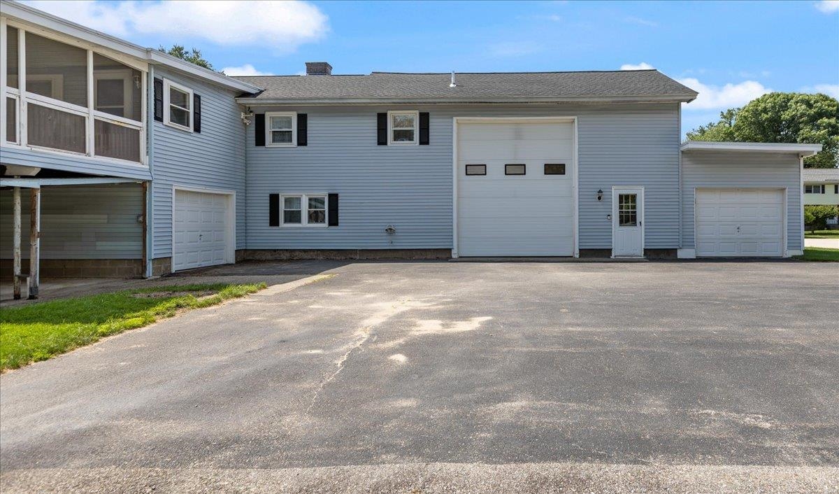 7 Wayne Street Hudson, NH 03051 - Photo 28 of 34 Gallery Image 28