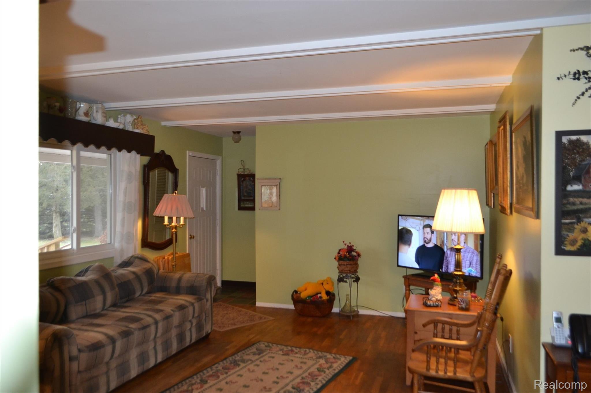 8282 Calkins Road Flint, MI 48532 - Photo 6 of 49 DSC_0239.JPG