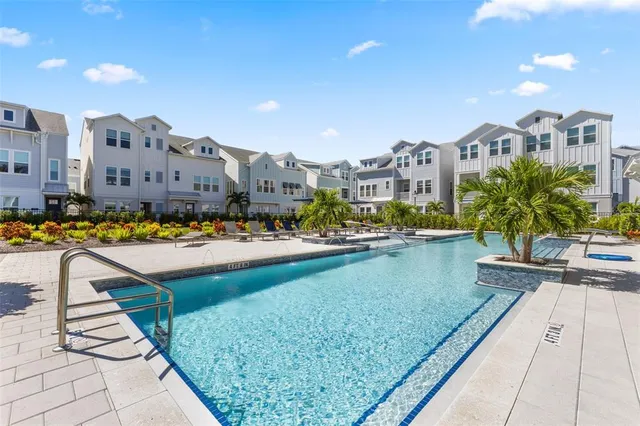 $767,600 | 2467 Mangum Court, Sarasota, FL 34237