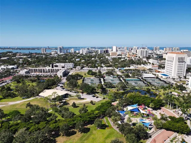 $767,600 | 2467 Mangum Court, Sarasota, FL 34237